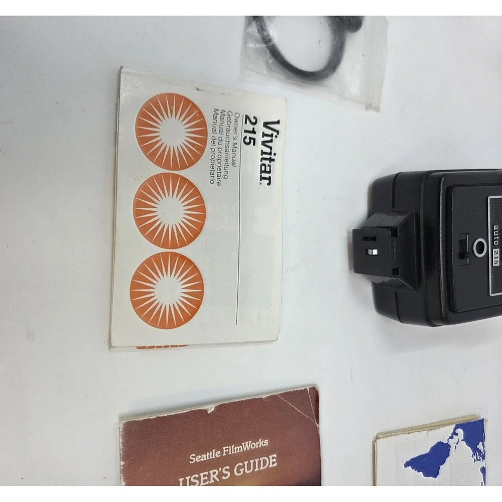 Vivitar Auto 215 Shoe Mount Flash Vintage Film Camera Untested w/ Manual & Cord